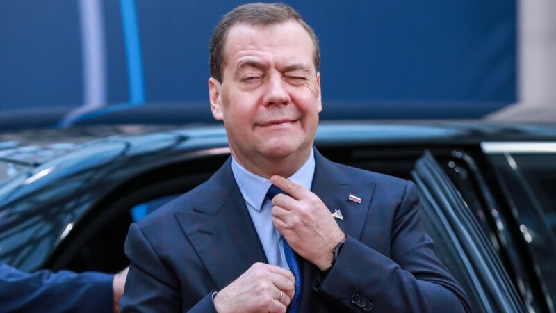 Медведев: Украинан бIеннашкахь бахархойх хьакхалур ю Оьрсийчоьнан санкцеш