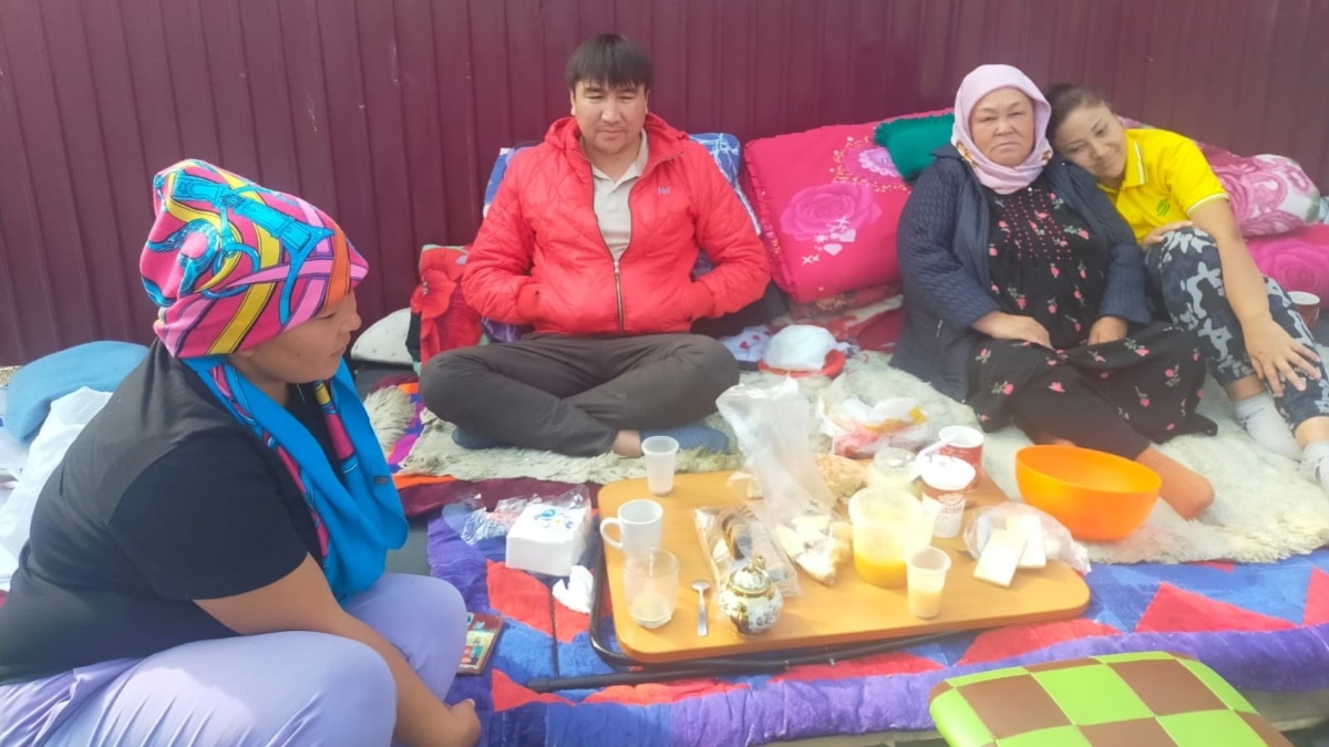 Kazakh Police Dismantle Tent Of Protesters Demanding Relatives' Release ...