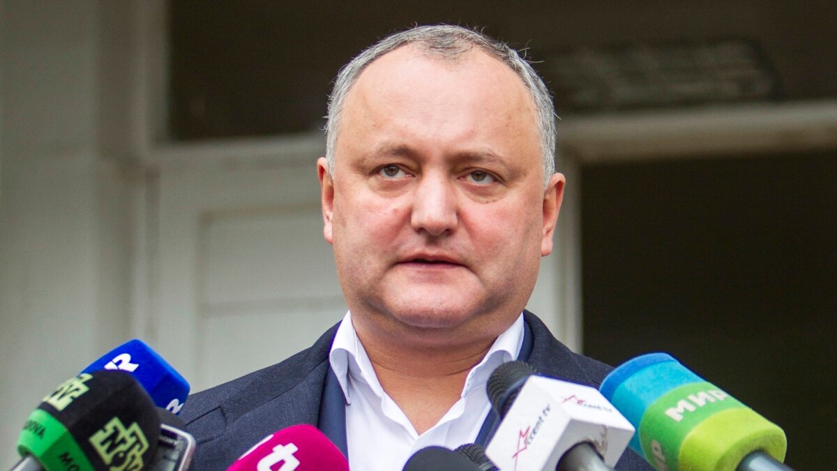 Moldovan President Warns Mayors Who Signed Reunification Statement