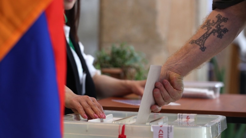 Ժամը 11։00-ի դրությամբ ՆԳՆ-ը ստացել է 17 ահազանգ