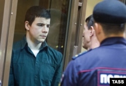 Никита Тихонов в суде. Сентябрь 2014 года