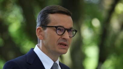 Полският премиер Матеуш Моравецки обяви предложение за пакет от 10