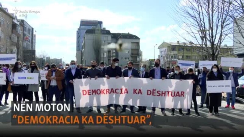 Protestë kundër “uzurpimit të vendeve të garantuara” në Kuvendin e Kosovës  