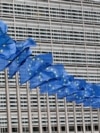 Zastava EU ispred sedišta Evropske komisije, Brisel (foto arhiv)
