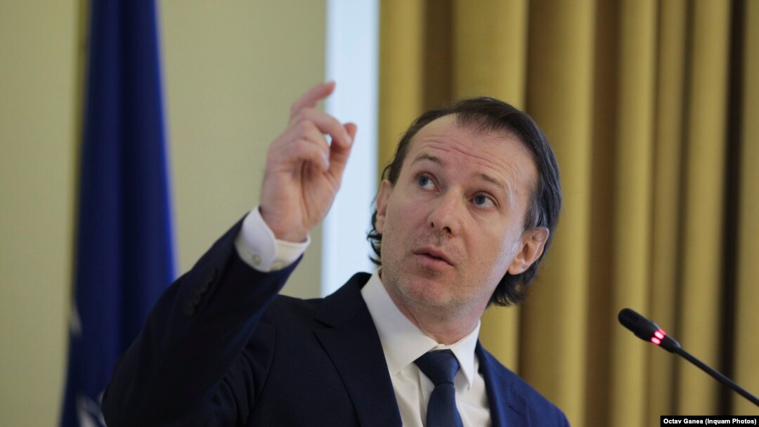 O simulare făcută la nivelul Ministerului Dezvoltării arată că doar 39 de unități administrativ-teritoriale au venituri mai mari decât cheltuielile. Imagine generică cu premierul Florin Cîțu.