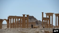 Russia says it is building a temporary army camp near the ancient Syrian historic site of Palmyra.
