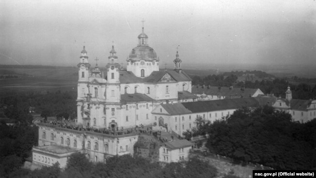 Почаївська лавра. Фотографія з періоду 1918–1939 років
