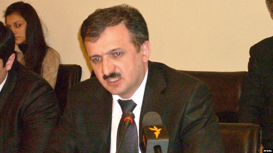Dövlət Miqrasiya Xidmətinin miqrasiya siyasəti Şöbəsinin müdir müavini Vahid Qəhrəmanov 