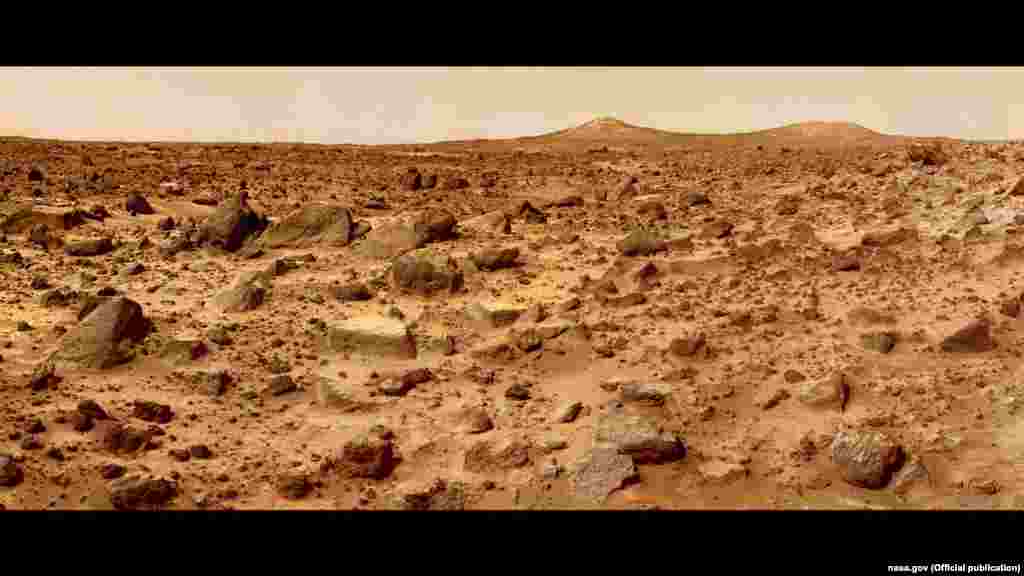 The ultimate goal: the surface of Mars