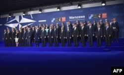 Лидеры НАТО на саммите в Варшаве. 8 июля