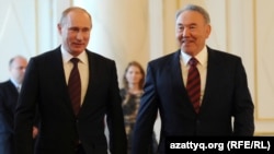 Президент России Владимир Путин (слева) и президент Казахстана Нурсултан Назарбаев (справа). Иллюстративное фото. 