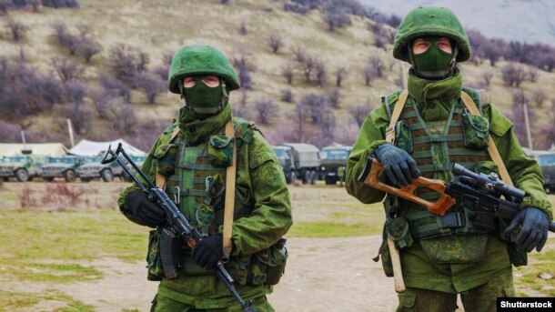 Російські військові у Криму, квітень 2014 року
