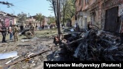 რუსეთის ჯარებმა ხარკოვზე დრონებით მასირებული შეტევა მიიტანეს 7 ივლისსაც.