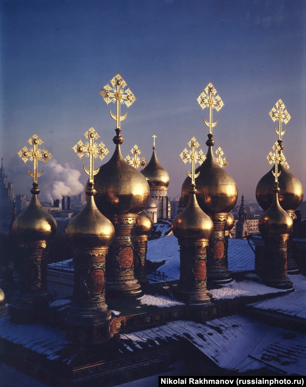 Russia's 'Wild Nineties' As You've Never Seen Them Before
