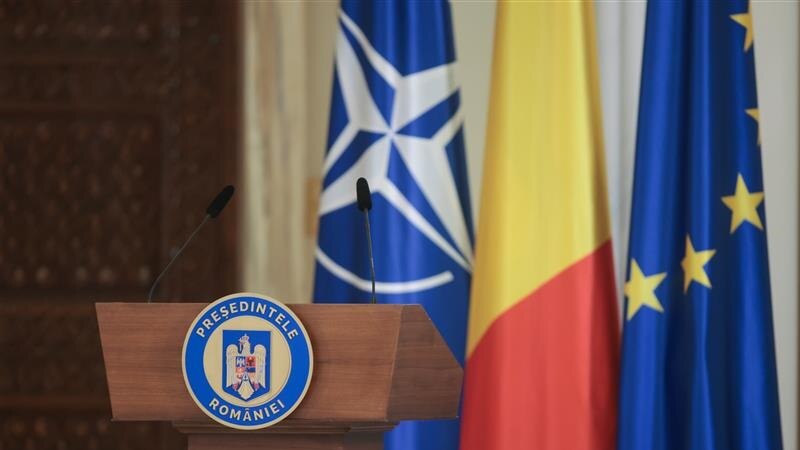 Job Description. Ce trebuie să știe câștigătorul alegerilor. Ce poate și ce nu poate face, conform legii, președintele României