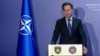 Shefi i NATO-s, Mark Rutte, gjatë konferencës për media në Prishtinë më 11 mars 2025. 