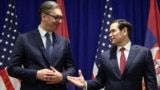 Predsednik Srbije Aleksandar Vučić sa državnim sekretarom Sjedinjenih Američkih Država Markom Rubiom u Njujorku, na marginama zasedanja Generalne skupštine Ujedinjenih nacija, 23. septembar 2025. 
