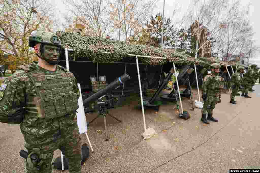 Sipas Qeverisë së Kosovës, në katër vjetët e fundit janë investuar më shumë se 400 milionë euro për pajisje të reja të FSK-së. 