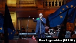 Паата Бурчуладзе 