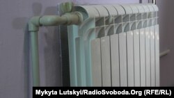 Грузовик протаранил теплотрассу, из-за чего жители Сахарной Головки остались без отопления