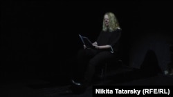 Оксана Мысина (фрагмент спектакля "Мама Путина")