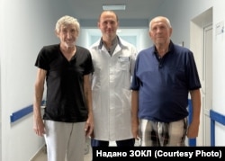 Євген Єрмолаєв з пацієнтами