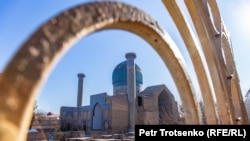 Мавзолей Гур-Эмир в Самарканде. Узбекистан, 29 ноября 2019 года
