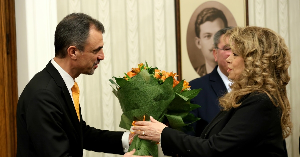 Единствената фигура, която може да поема поста на служебен премиер