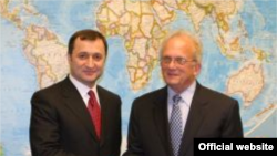 Premierul Vlad Filat și congressman-ul Howard Brown