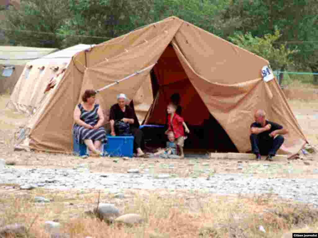 7 მზია საგანელიძე: უსათაურო