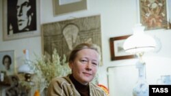 Ия Саввина, 1983 