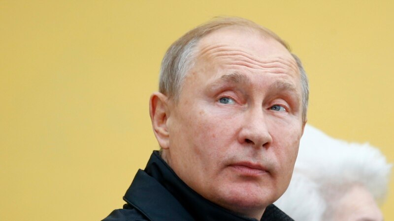 Putin deyir ki, Butinanın adını ilk dəfə o həbs olunanda eşidib