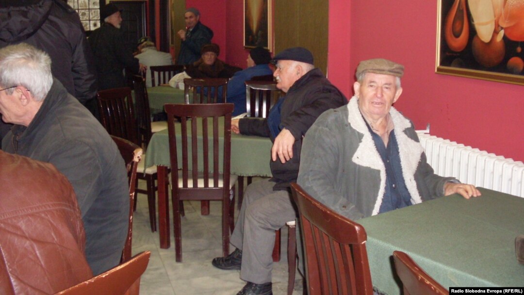 Пензионери во Битола.