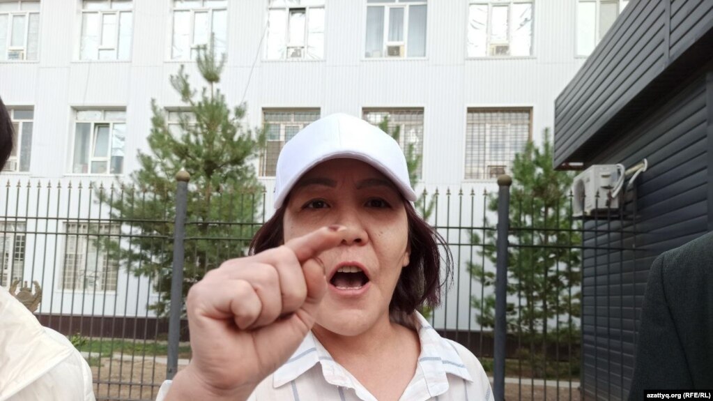 Гражданская активистка Маруа Ескендирова. Уральск, 9 сентября 2021 года 
