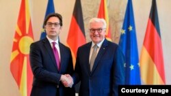 Președintele Stevo Pendarovski la o întîlnire cu omologul său german Frank-Walter Steinmeier