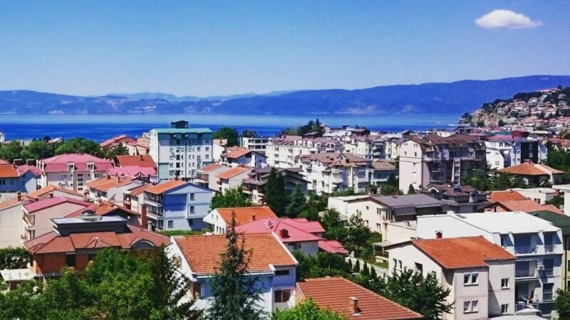Реакции по забрана за капење и  дивоградби во Охрид 