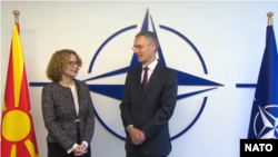 генералниот секретар на НАТО Јенс Столтенберг и министерката за одбрана Радмила Шекеринска, Брисел, 13.02.2019. 