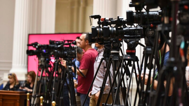 Нападите врз новинарите не добиваат судска разрешница 