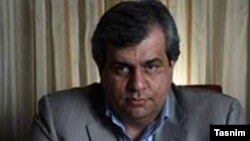 بهروز ریختهگران، متهم بانک سرمایه