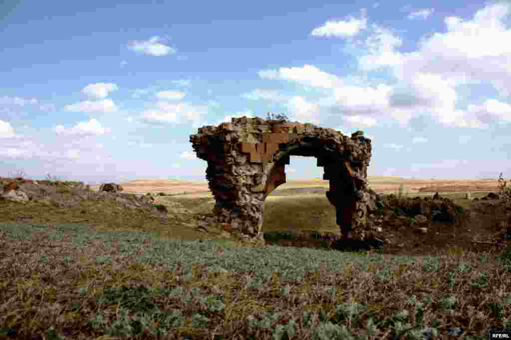 İpək yolu üstündə Anı xərabələri #7