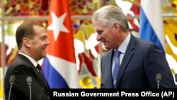 Медведев и президент Кубы Мигель Диас-Канель