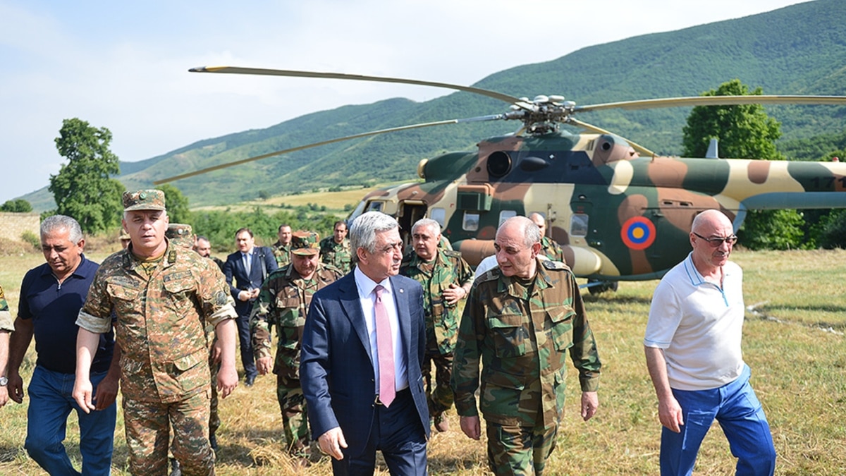 Свежие новости карабаха сегодня. Вертолёт президента Армении.
