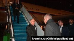 Владимир Путин Стамбулдагы аэропортто. 8-январь, 2020-жыл. 