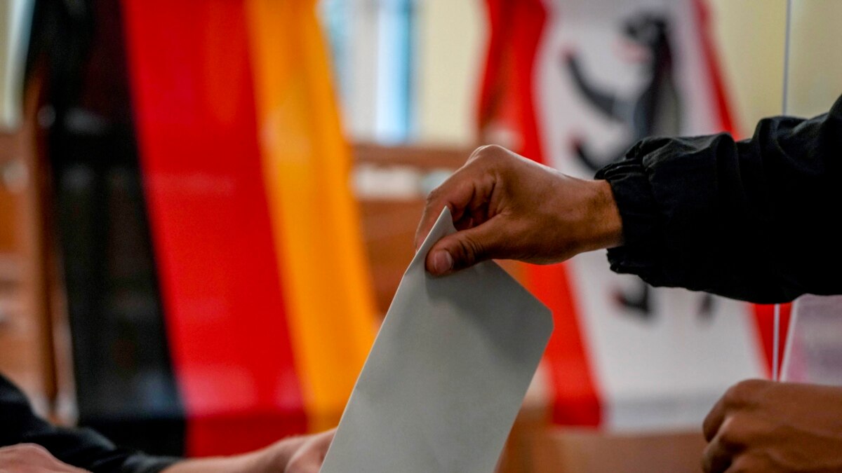 Вибори в Німеччині: екзитполи показали однаковий результат двох партій