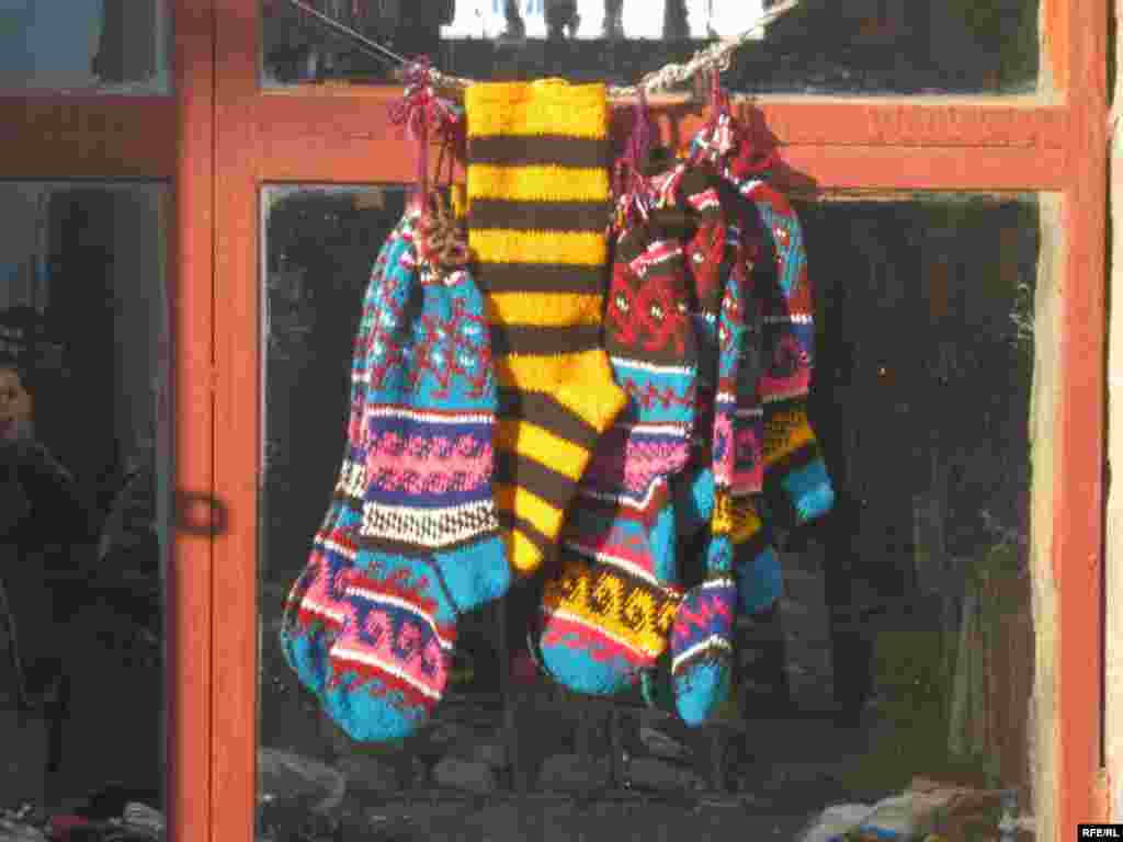 Мӯди нав: Ҷӯроби бадахшӣ #48