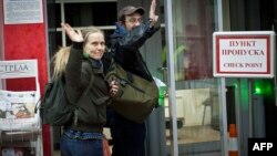 Перший із амністованих у справі Greenpeace Дмитро Літвінов, уродженець Росії, нині громадянин Швеції, залишив Росію вчора