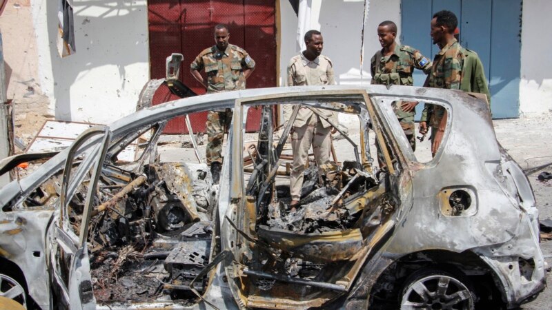 انفجار بمب‌ در سومالی حداقل ۲۰ کشته بر جای گذاشت