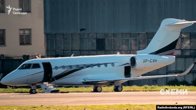 Літак Gulfstream G280, на якому літає Віталій Хомутиннік