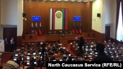 Заседание Народного собрания Дагестана