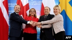 На совместной пресс-конференции министр иностранных дел Швеции Марго Вальстрем напомнила, что Евросоюз хоть и дружит с Грузией, у него есть к ней и определенные требования
